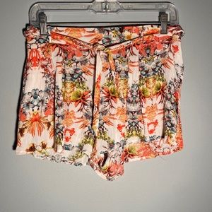 Floral flow shorts